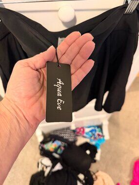 New With Tags (NWT) - Aqua Eve Black Swim Skirt - Size L